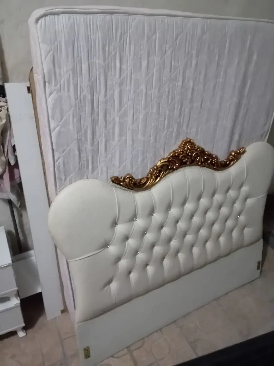 تخت دونفره|تخت و سرویس خواب|رباطکریم, الارد|دیوار