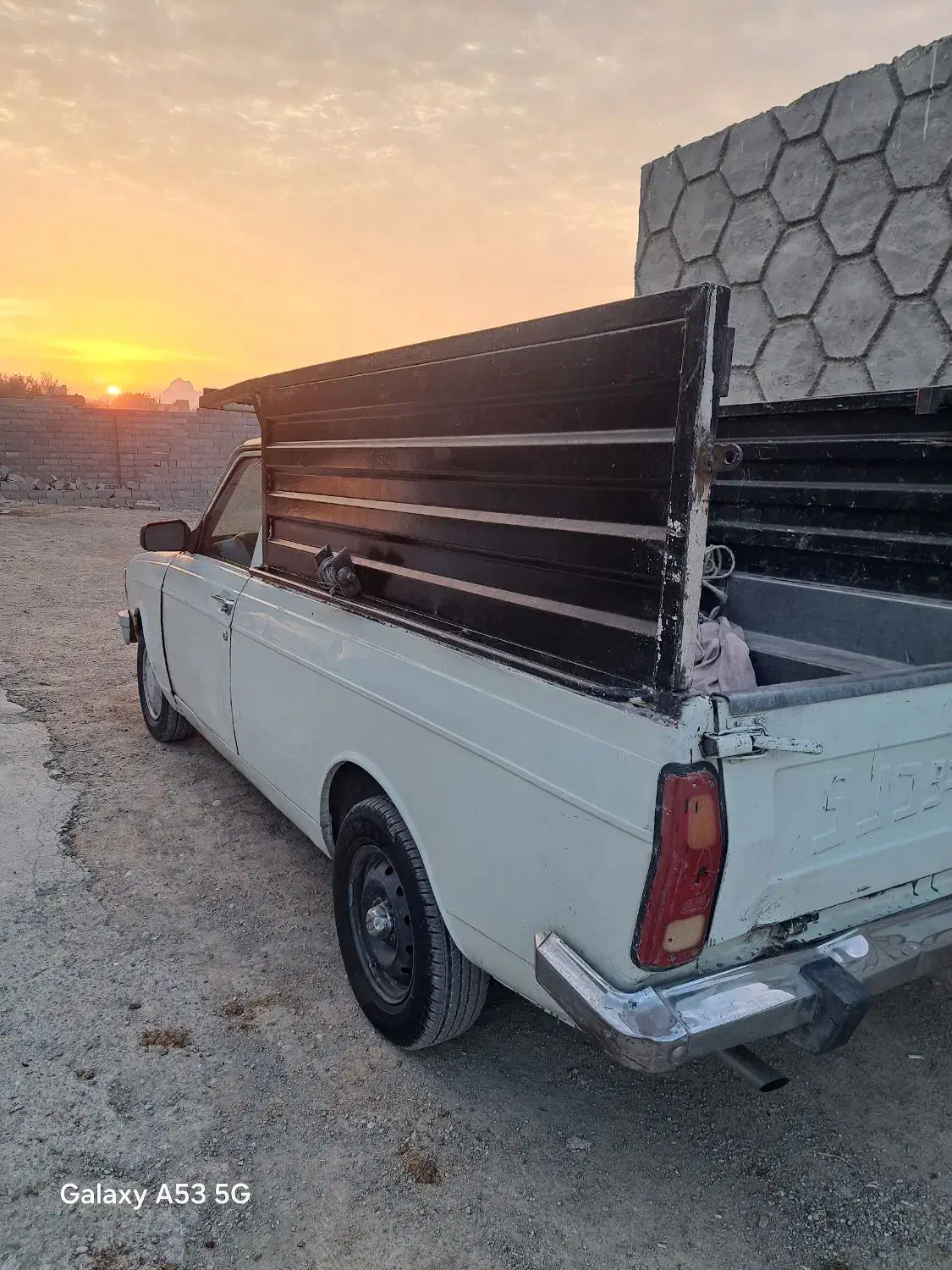 وانت پیکان|خودرو سواری و وانت|اصفهان, قهجاورستان|دیوار