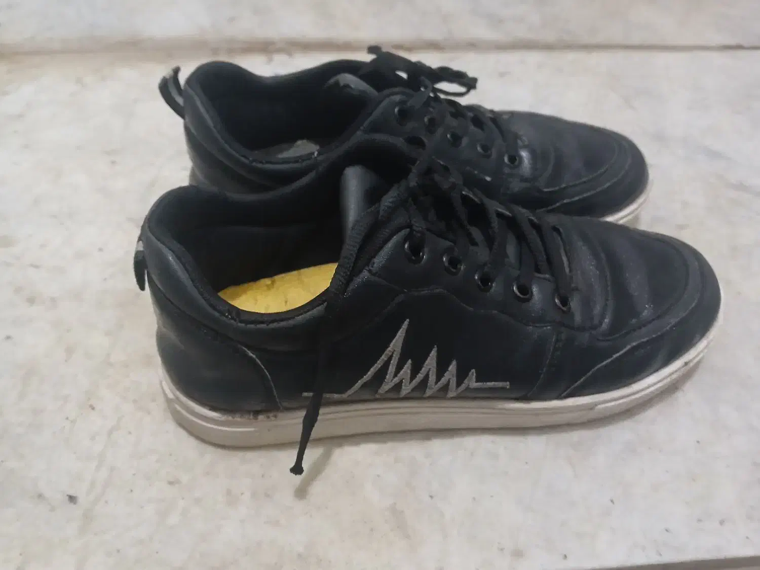 کفش و صندل|کیف، کفش، کمربند|تایباد, |دیوار