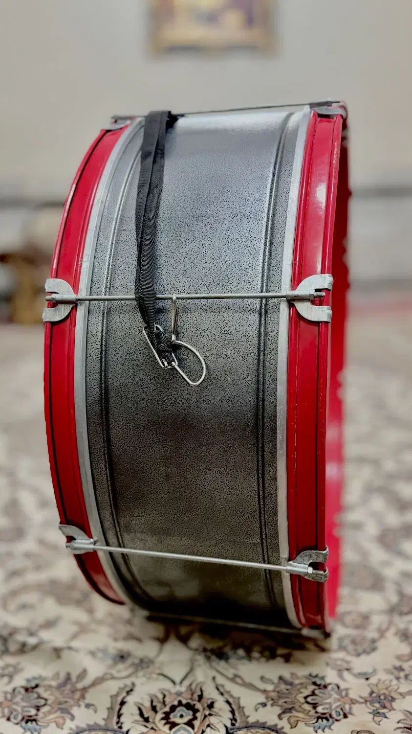 تبل 80 نو|درام و پرکاشن|بیرجند, |دیوار