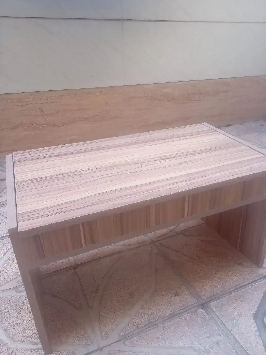 میز|میز و صندلی غذاخوری|خوی, |دیوار