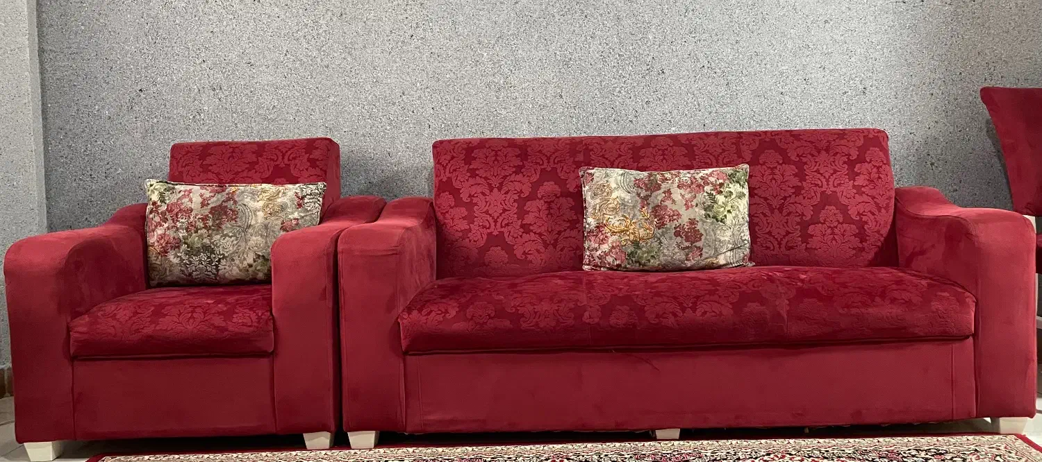 مبلمان۷نفره کم جا و شیک مناسب ویلا|مبلمان خانگی و میز عسلی|رشت, سیا اسطلخ|دیوار