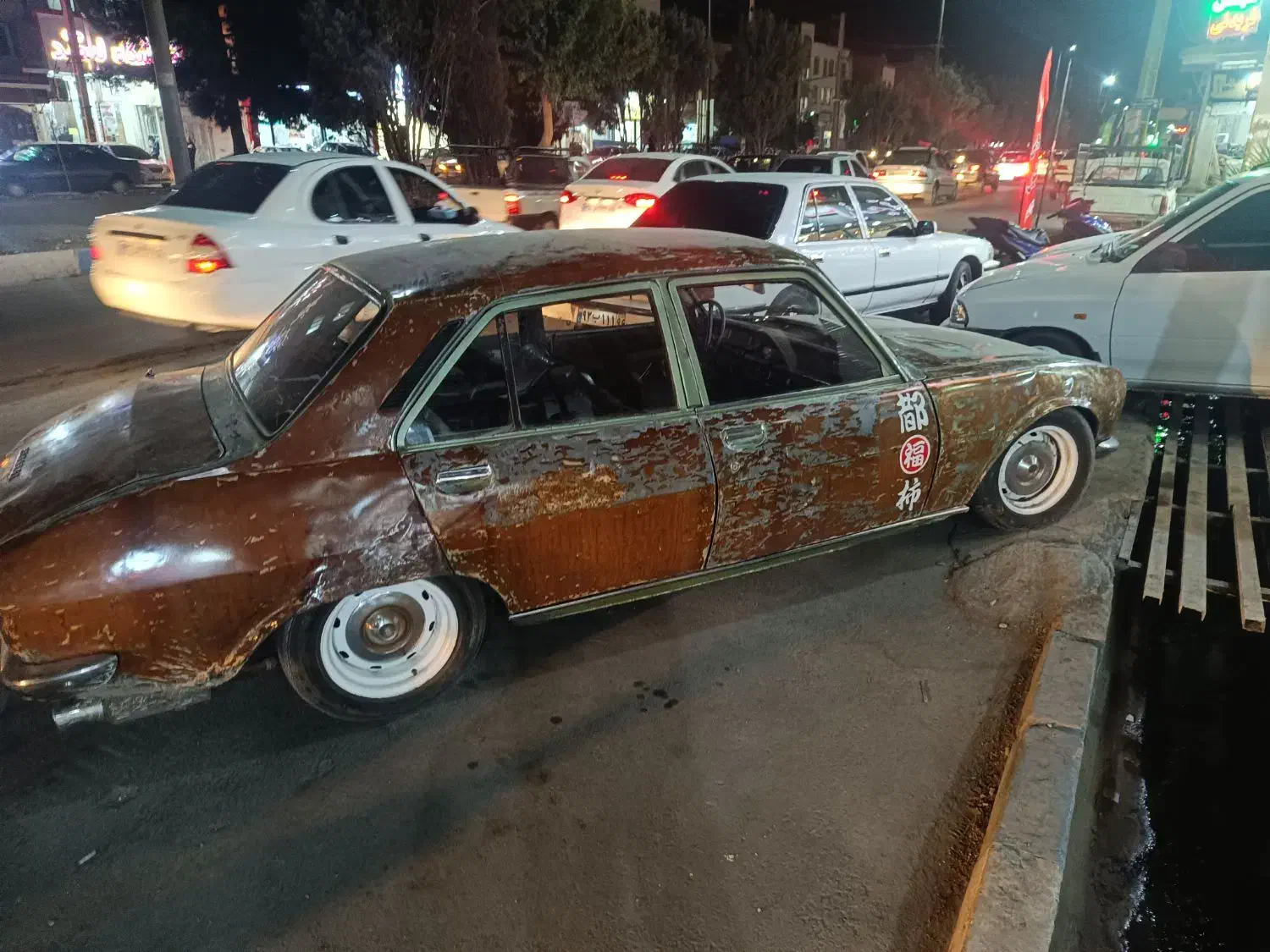 پژو۵۰۴مدل۱۹۷۸با پنوماتیک|خودرو کلاسیک|پاکدشت, پاکدشت (مامازند)|دیوار