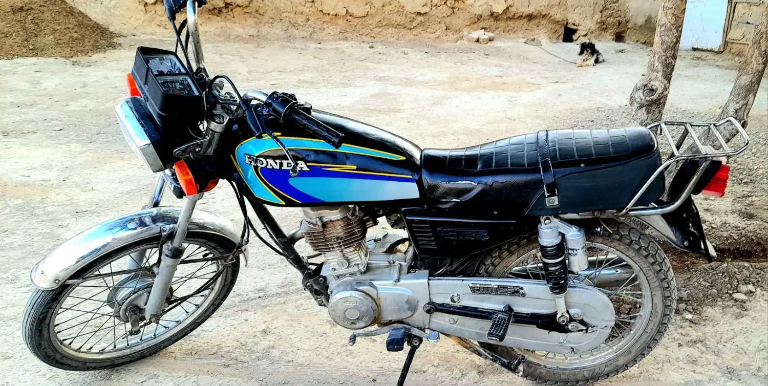 کویر مدل ۸۸ برگه مزاید|موتورسیکلت|کمیجان, |دیوار