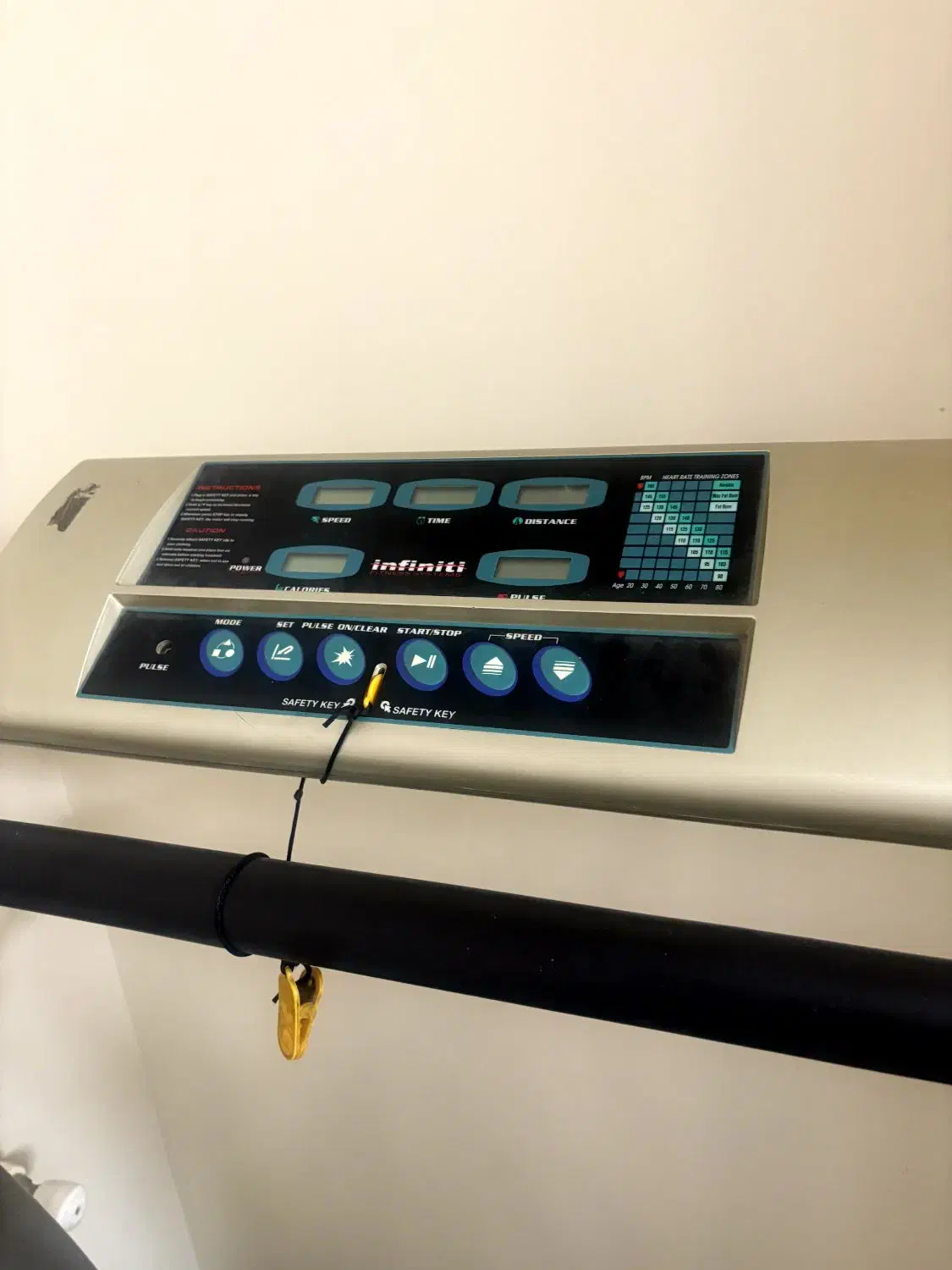 تردمیل|تجهیزات ورزشی|قدس, شهر‌قدس|دیوار