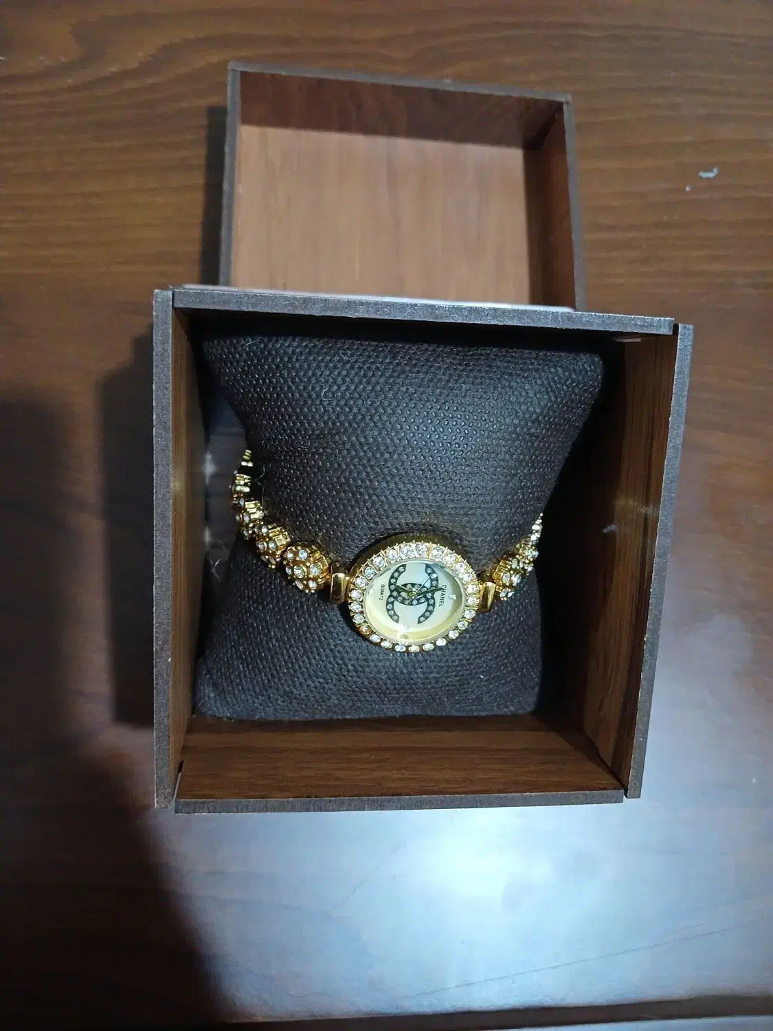 ساعت مجلسی شیک|ساعت|گلبهار, شهر جدید گلبهار|دیوار