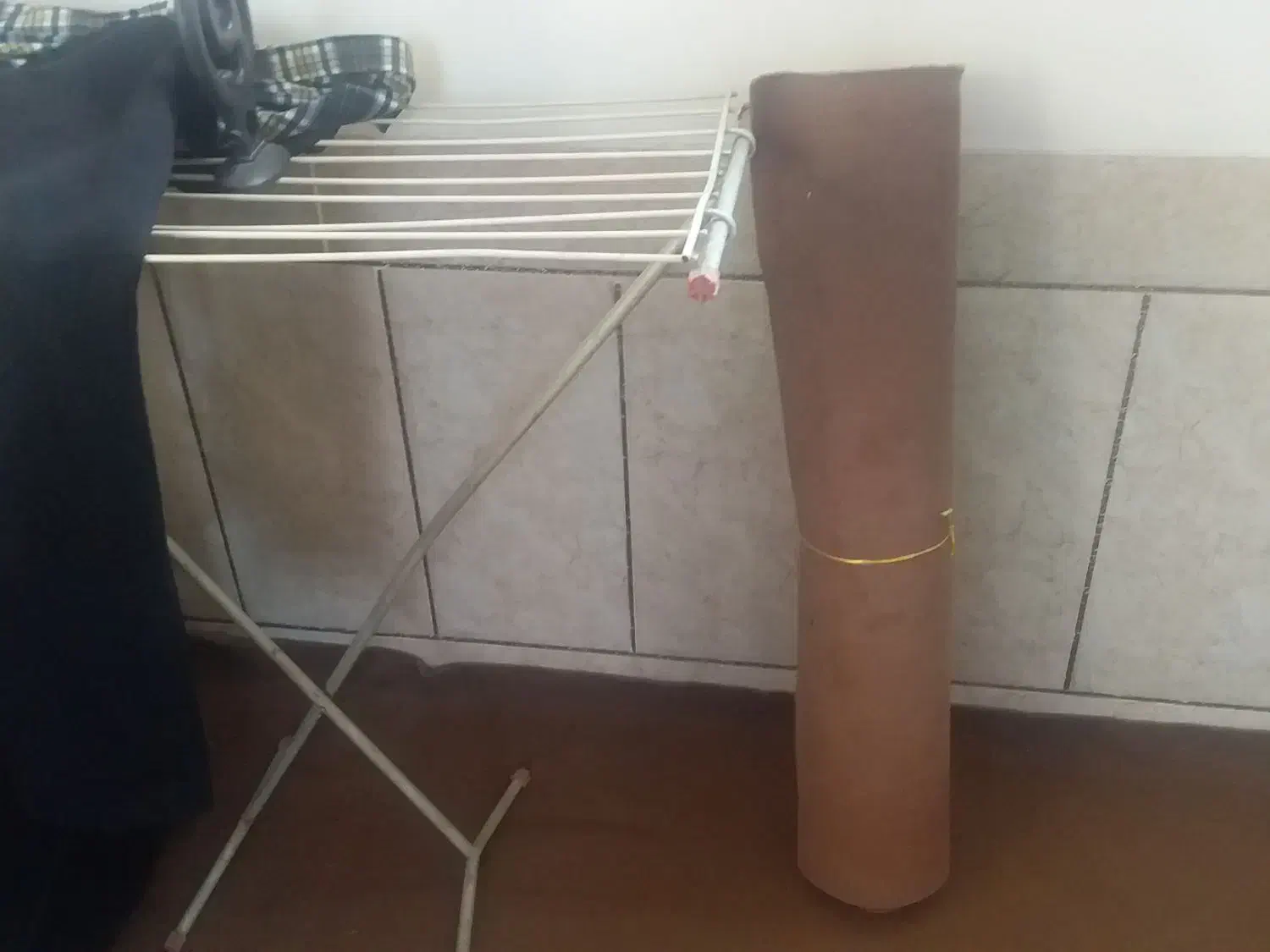 تعدادی لوازم منزل|موکت|نجفآباد, ریاضی|دیوار