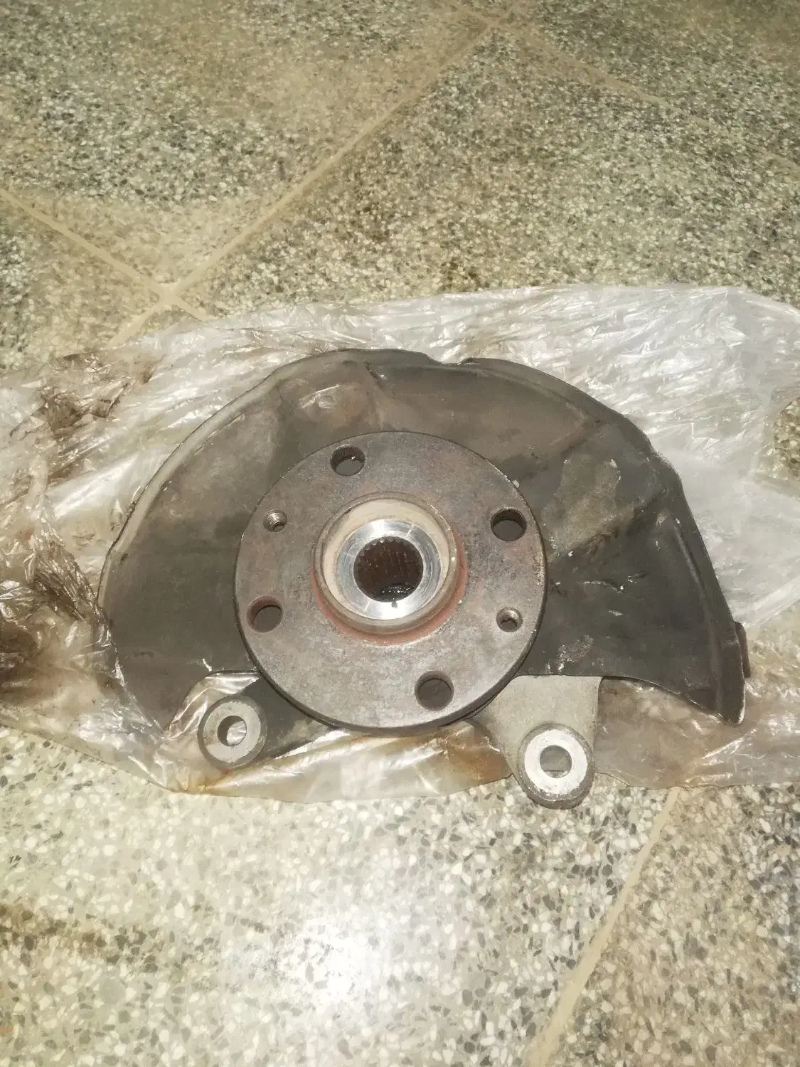 دیسک ترمز ریو. سگدست، توپی بلبرینگ|قطعات یدکی و لوازم جانبی|شیراز, شهرک صنعتی شیراز|دیوار