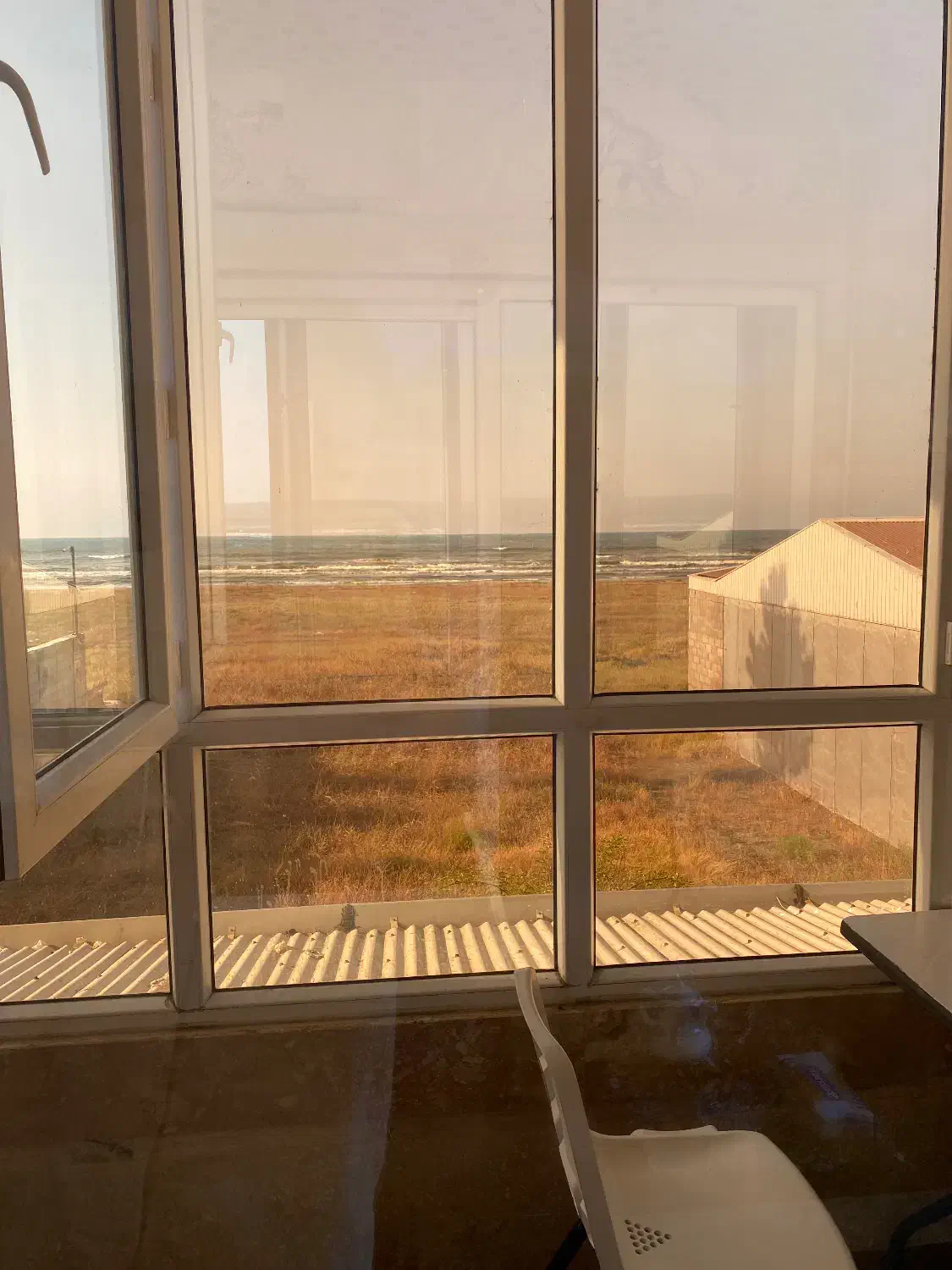 ۱خواب۲خواب لب دریا با جکوزی با ویو|اجارهٔ کوتاه‌مدت ویلا و باغ|بندر انزلی, دهکده ساحلی|دیوار