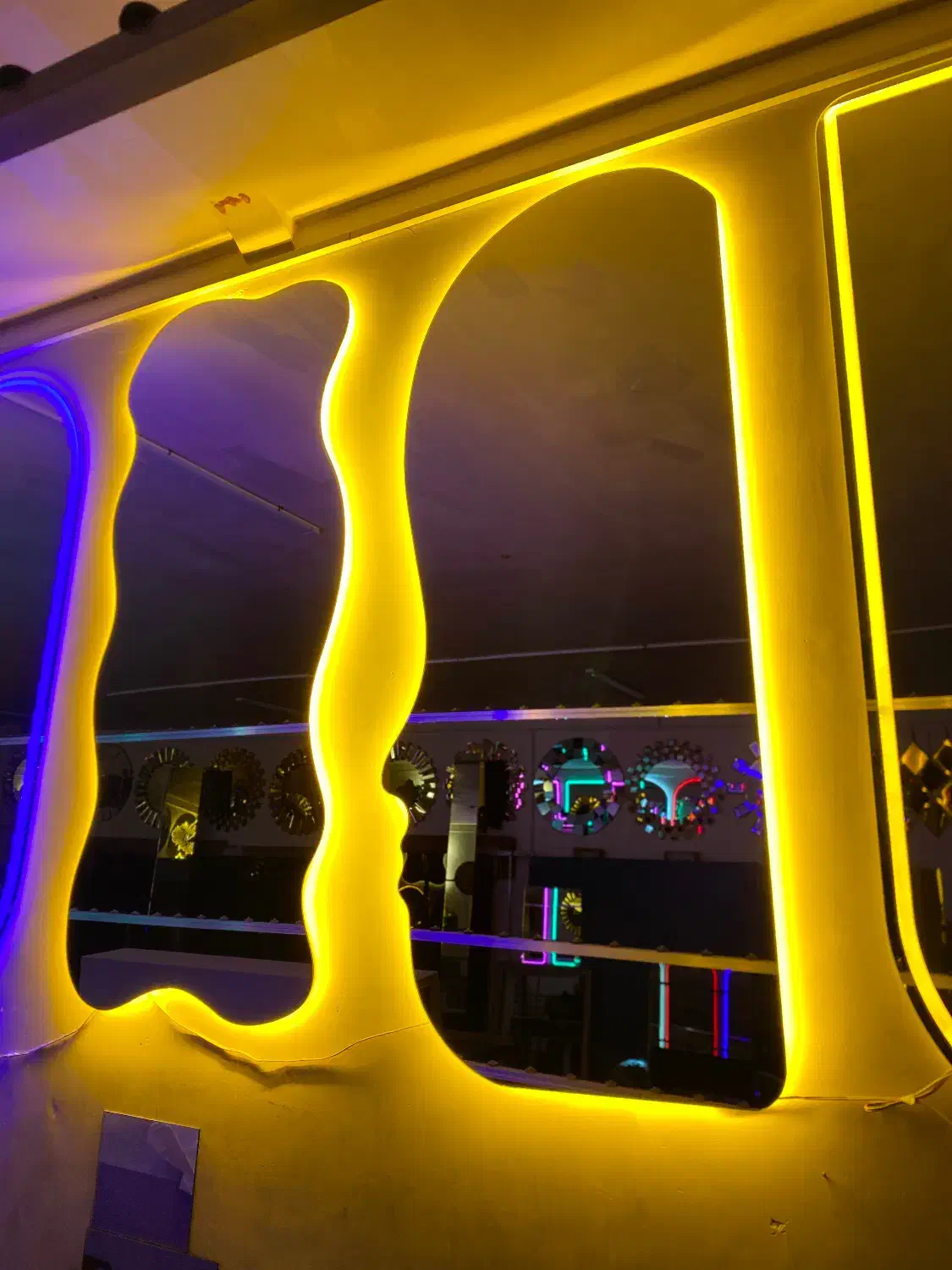 آینه بک لایت|آینه|ملایر, |دیوار