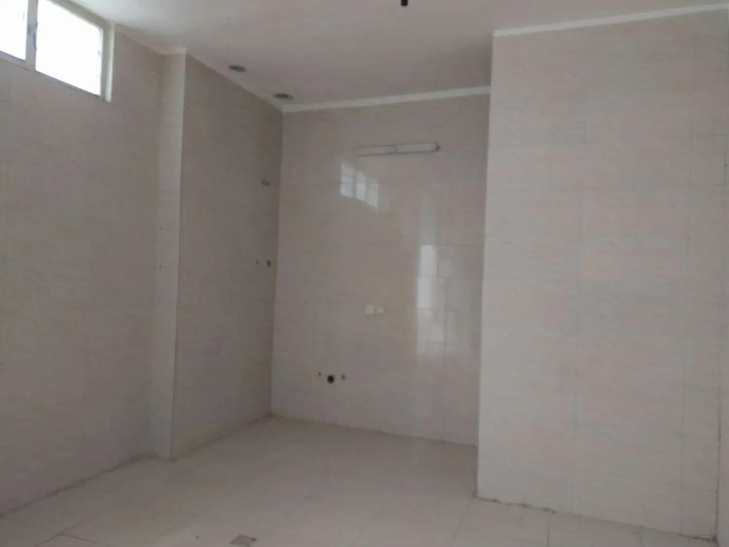 اجاره مغازه|اجارهٔ مغازه و غرفه|اصفهان, گورتان|دیوار