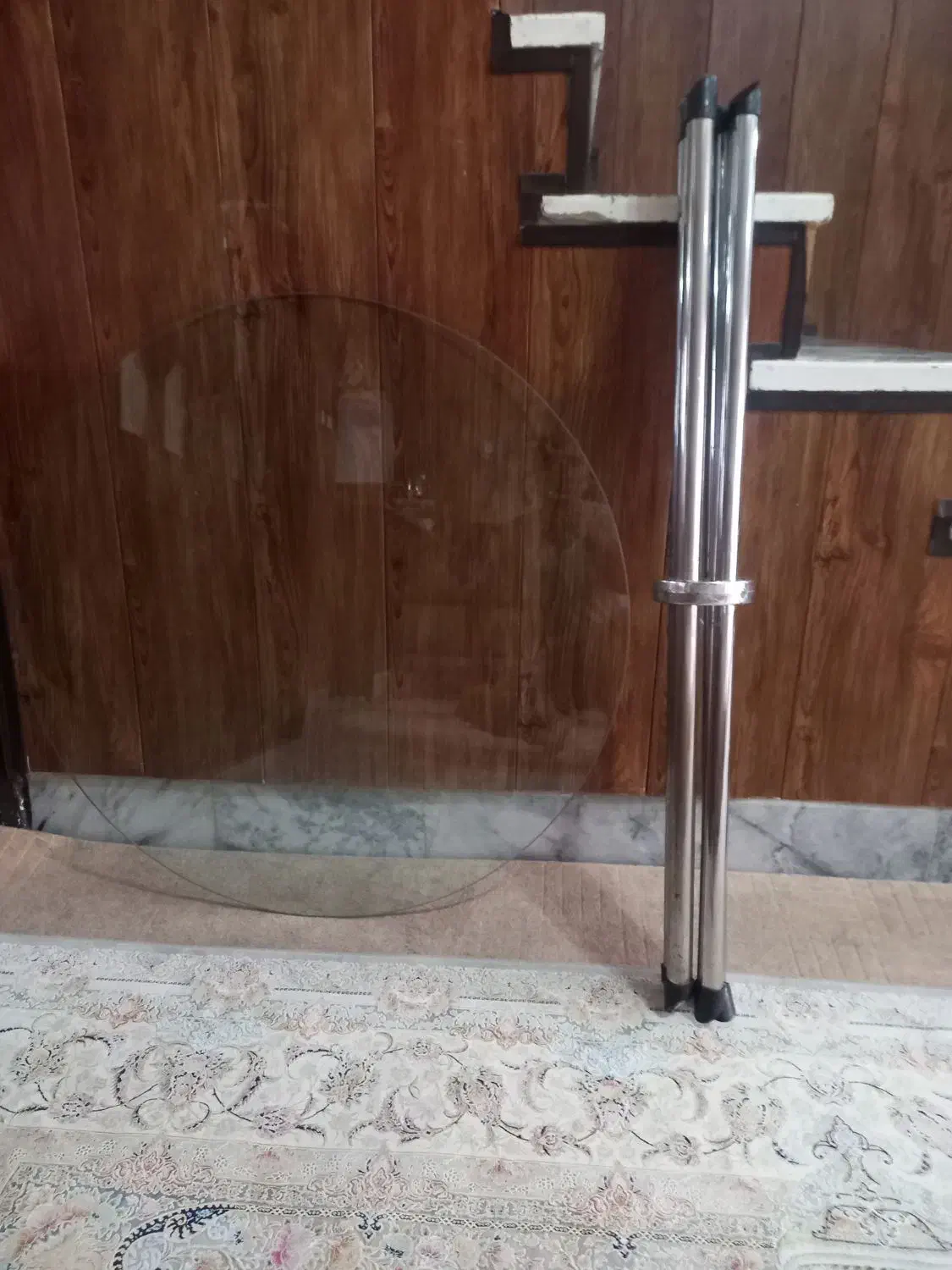 میز نهار خوری شیشه ای تاشو ۴ نفره|میز و صندلی غذاخوری|تربتحیدریه, شهرک ولیعصر|دیوار