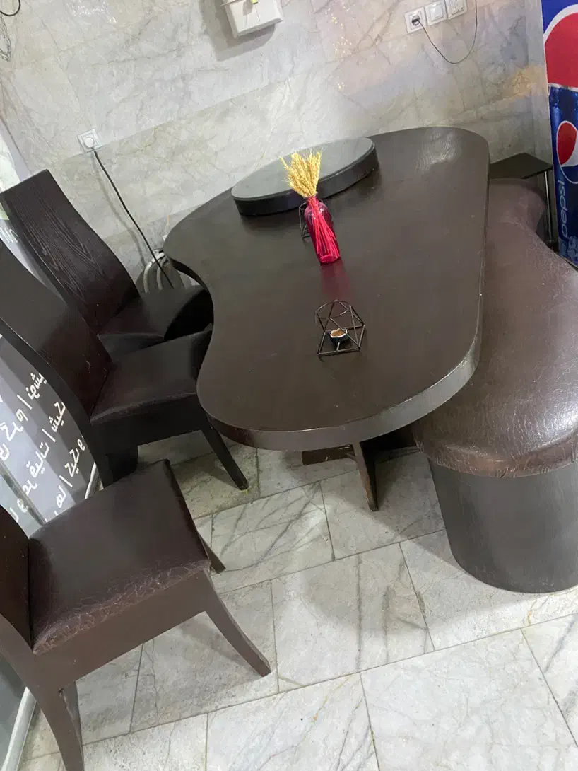 میز ناهار خوری در حد نو شش نفره|میز و صندلی غذاخوری|شیراز, پودنک|دیوار