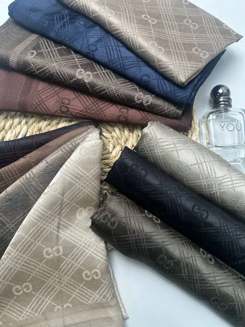 کالکشن روز مادر - روسری ژاکارد devora|لباس|تربتحیدریه, کاشانی|دیوار