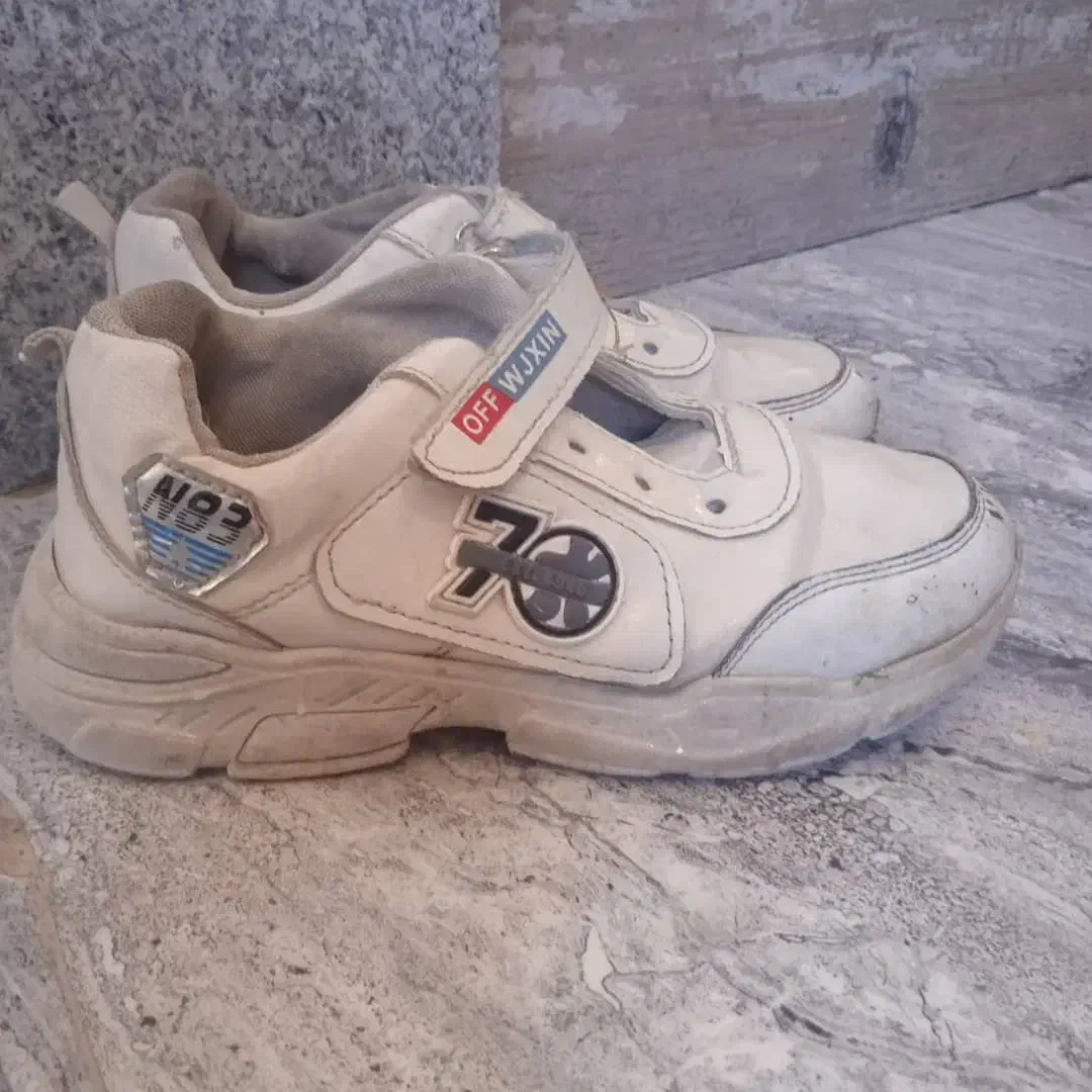 کفشهای اسپورت همگی باهم400تومان....|کیف، کفش، کمربند|جهرم, |دیوار