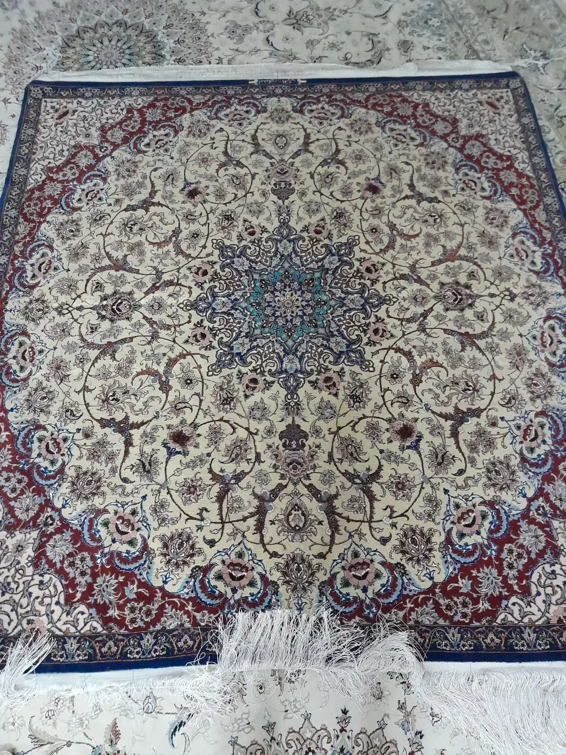 فرش دستباف  نقشه اصفهانی بافت اصفهان|فرش|اصفهان, جلالیه|دیوار