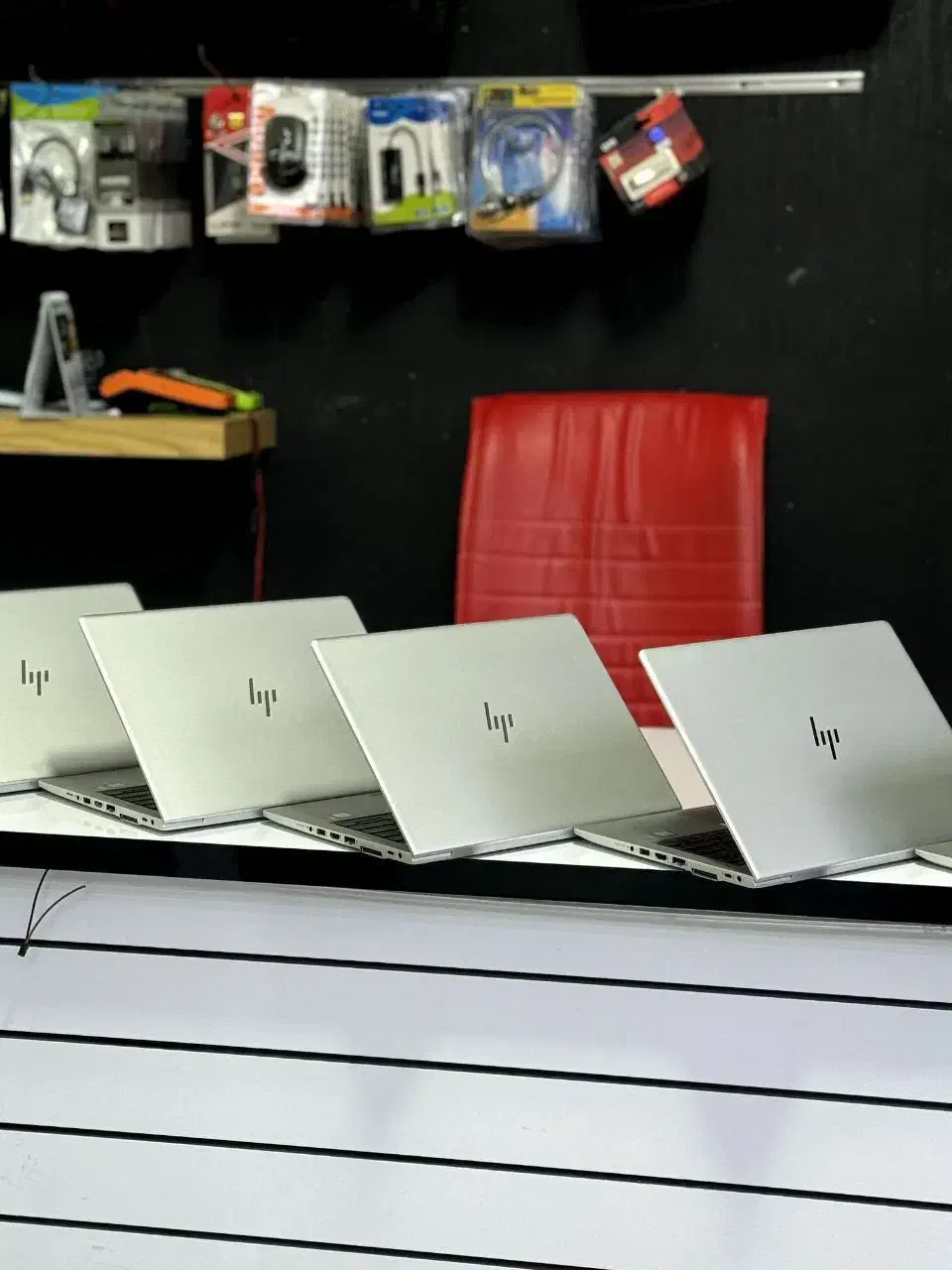 لپتاپ بدنه فلزی hp در حد نو/ اقساطی بلند مدت|رایانه همراه|تبریز, |دیوار
