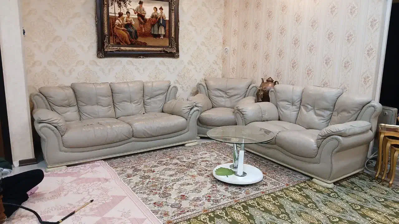 مبل راحتی چرم چینی|مبلمان خانگی و میز عسلی|مشهد, سید رضی|دیوار