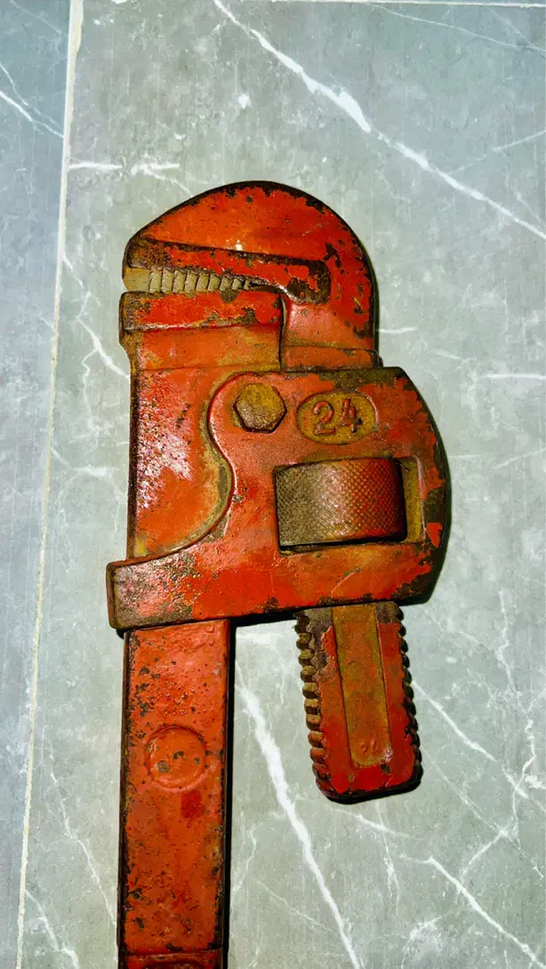 آچار لوله گیر آلمانی اصل|ابزارآلات|بجنورد, |دیوار