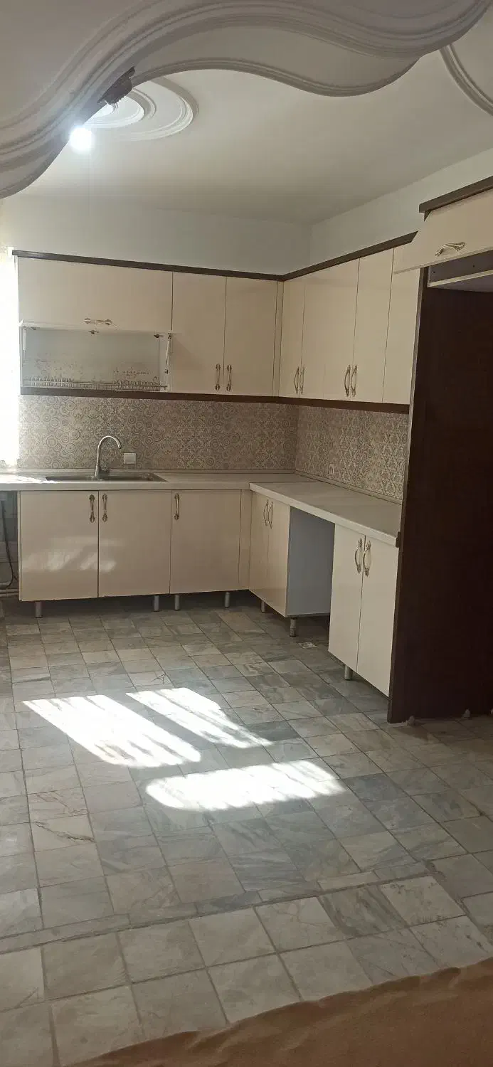 خانه ویلای خیابان ابوذر|اجارهٔ خانه و ویلا|قروه, |دیوار