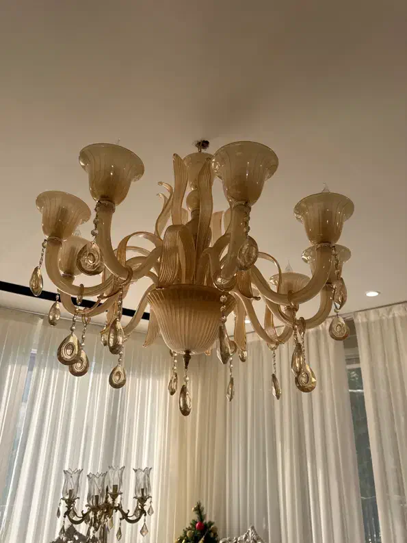 دوعدد لوستر نو ۱۰ شاخه|لوستر و چراغ آویز|ساری, |دیوار