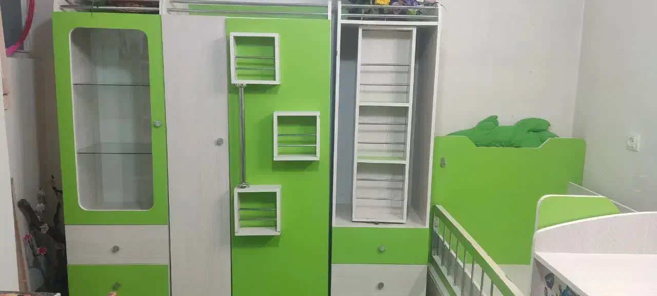 سرویس خواب|تخت و سرویس خواب|شاهین‌شهر, عطار|دیوار