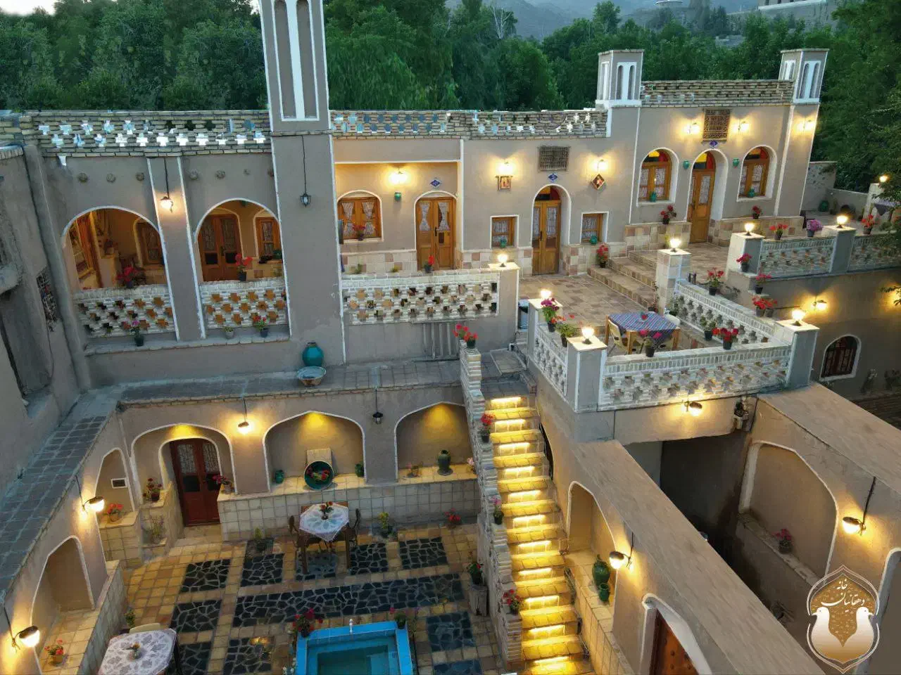 اجاره روزانه/هفتگی هتل بومگردی سنتی،مدرن|اجارهٔ کوتاه‌مدت ویلا و باغ|نطنز, |دیوار