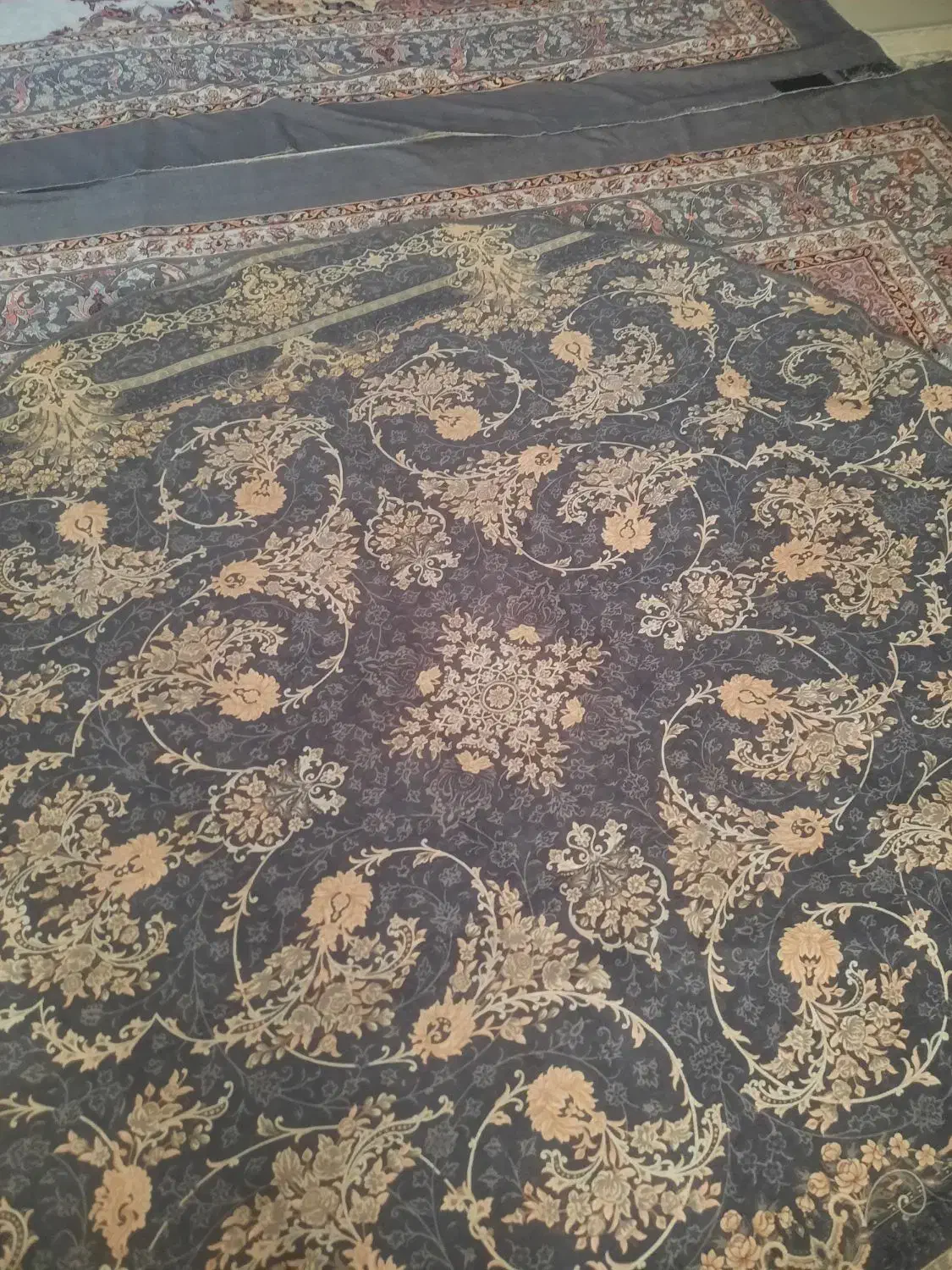 فرشینه گرد ۴ متری|فرش|چهاردانگه (تهران), |دیوار