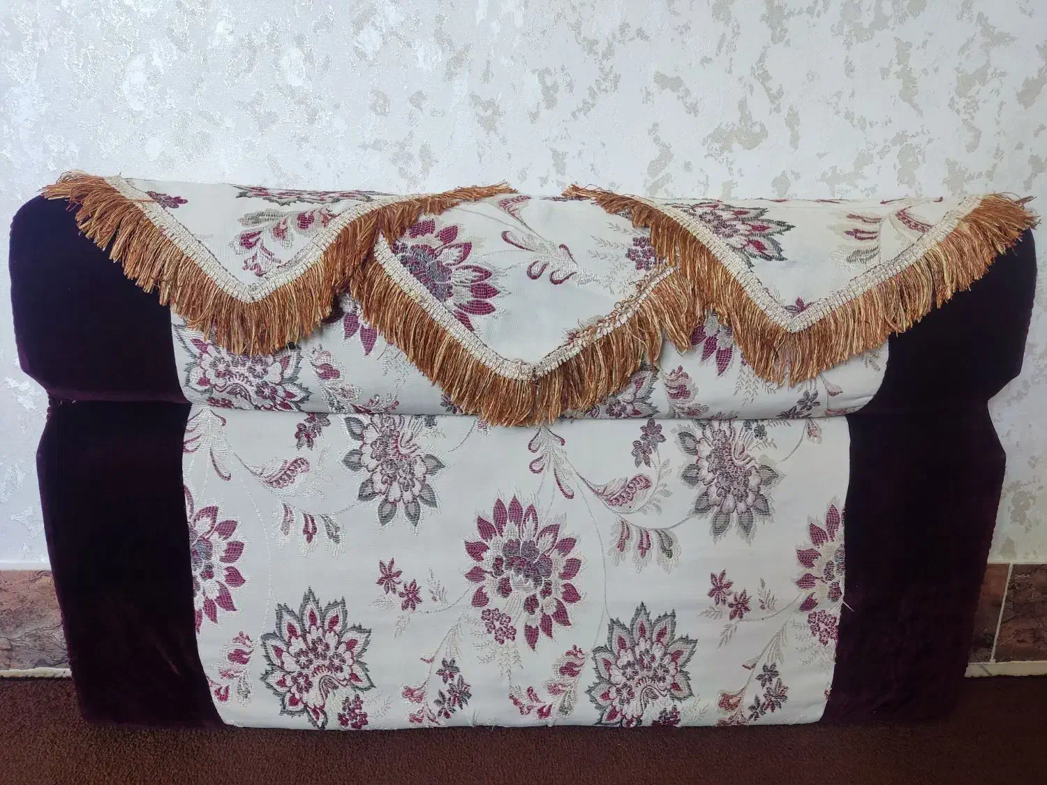 پشتی|پشتی|سقز, |دیوار