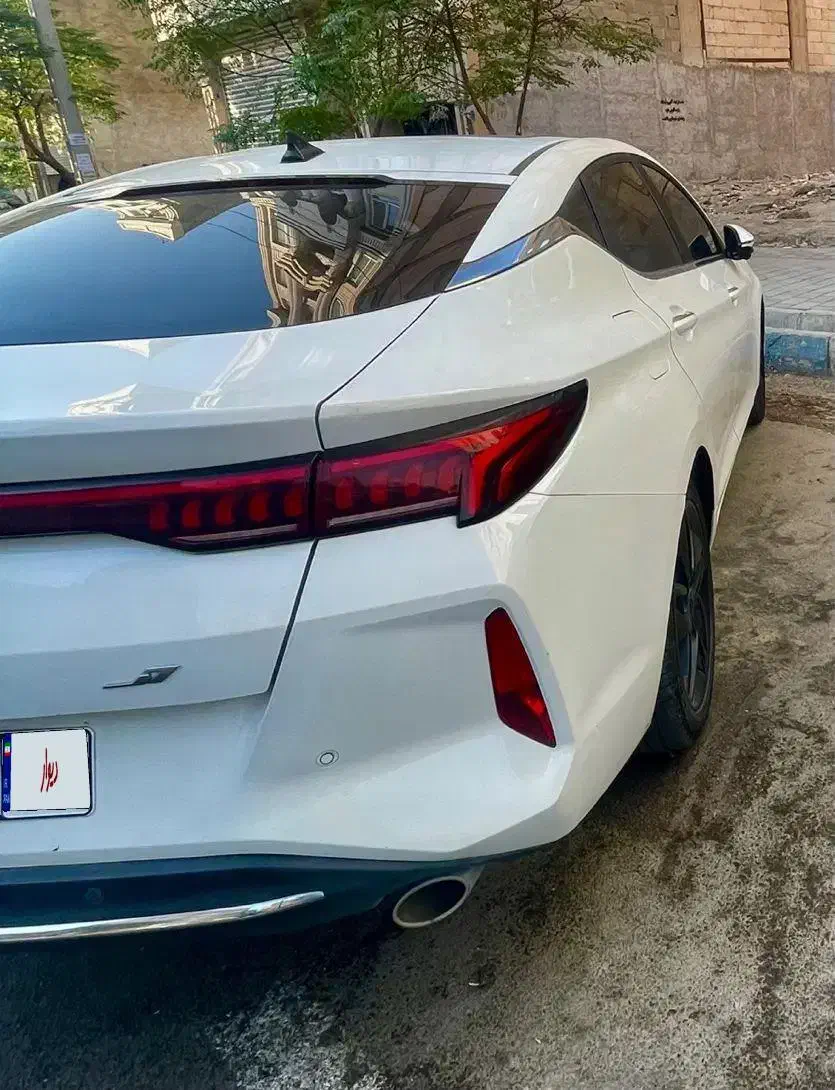 kmc j7 / 1403 / گارانتی فعال / بدنه بدون توضیح|خودرو سواری و وانت|تهران, افسریه جنوبی|دیوار