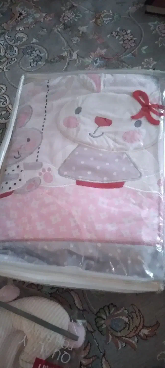 لحاف و وسایل سیسمونی|اسباب و اثاث بچه|پاکدشت, پاکدشت (مامازند)|دیوار