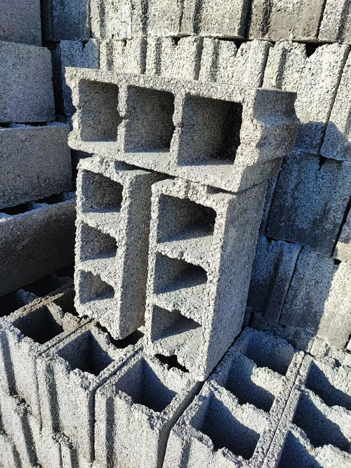 کارگاه تولید انواع بلوک فریدی|مصالح و تجهیزات ساختمان|کامیاران, |دیوار