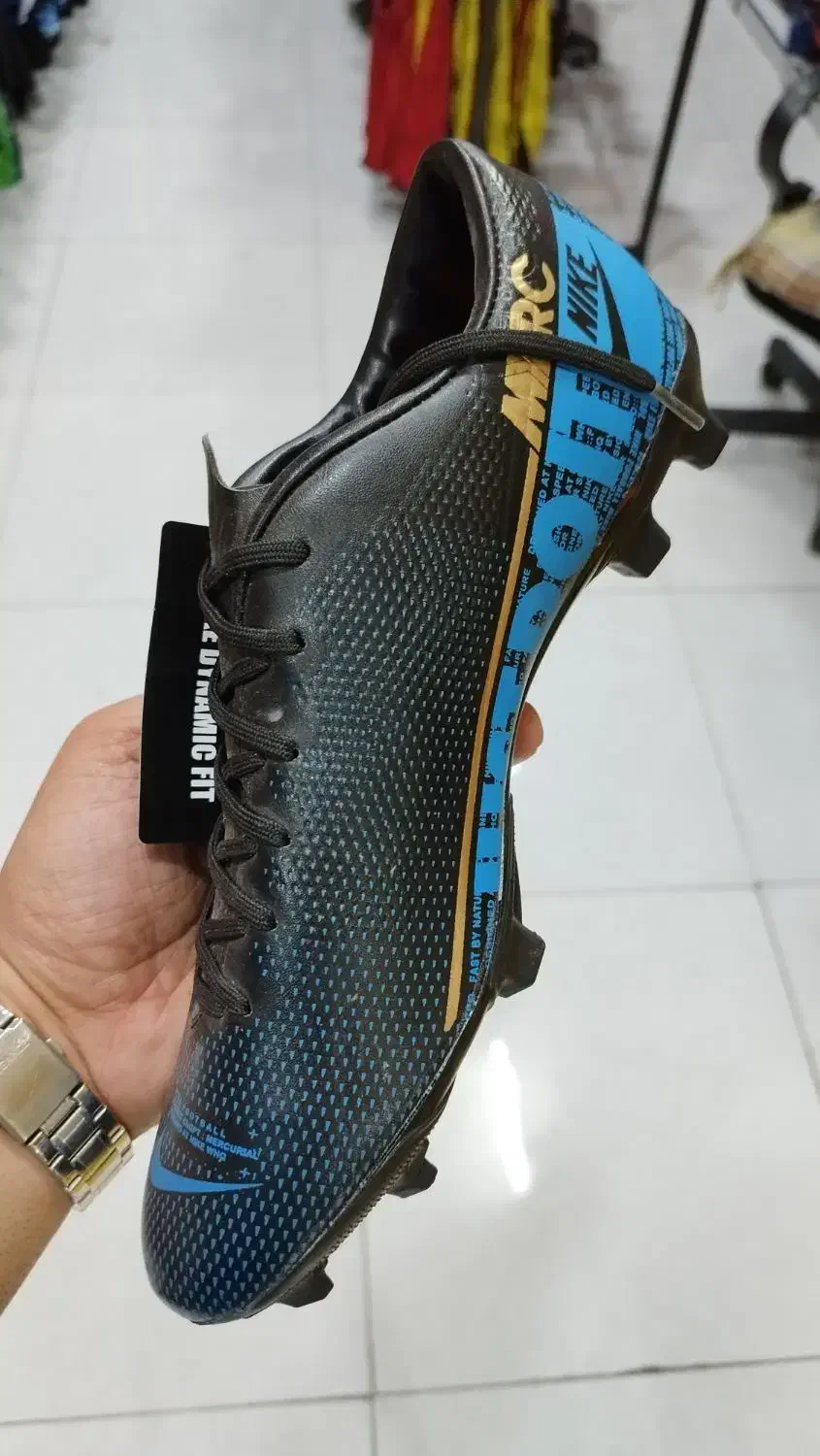 استوک چرم درجه یک|ورزشهای توپی|خرمآباد, |دیوار