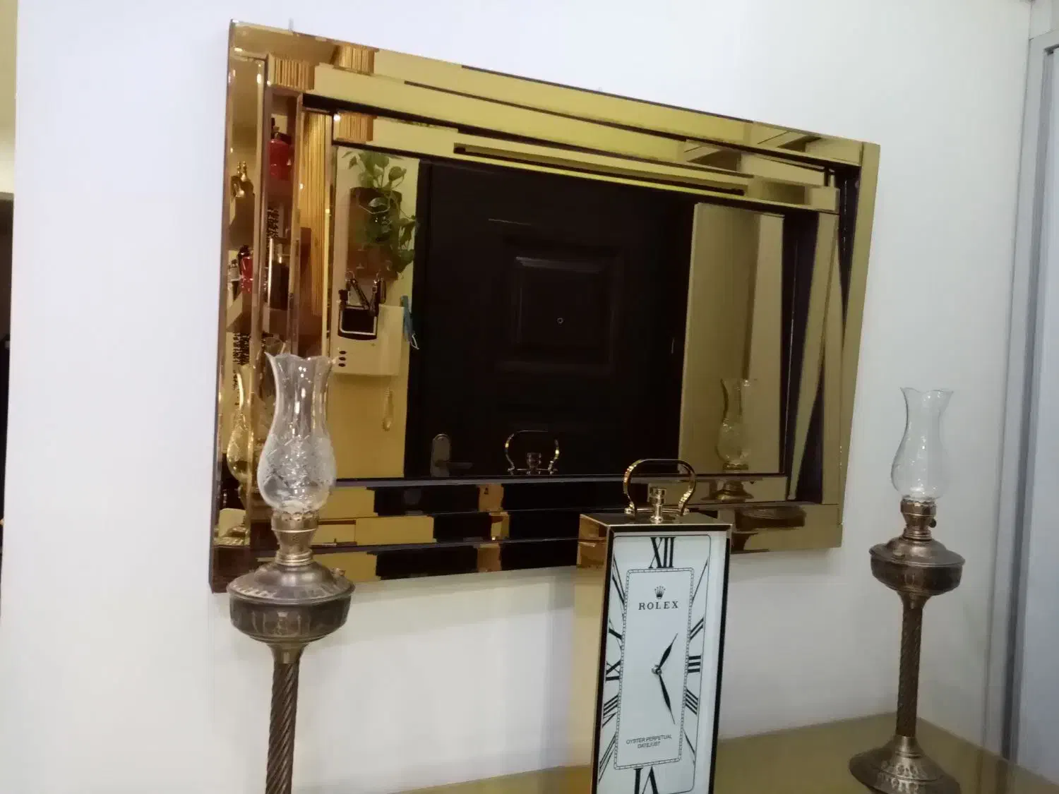 آینه کنسول|بوفه، ویترین، کنسول|پردیس, فاز ۸|دیوار