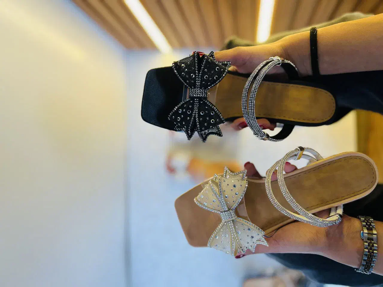 صندل|کیف، کفش، کمربند|بیرجند, |دیوار