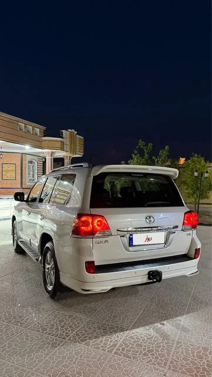 تویوتا لندکروزر ۲۰۱۱|خودرو سواری و وانت|شیراز, دروازه اصفهان|دیوار