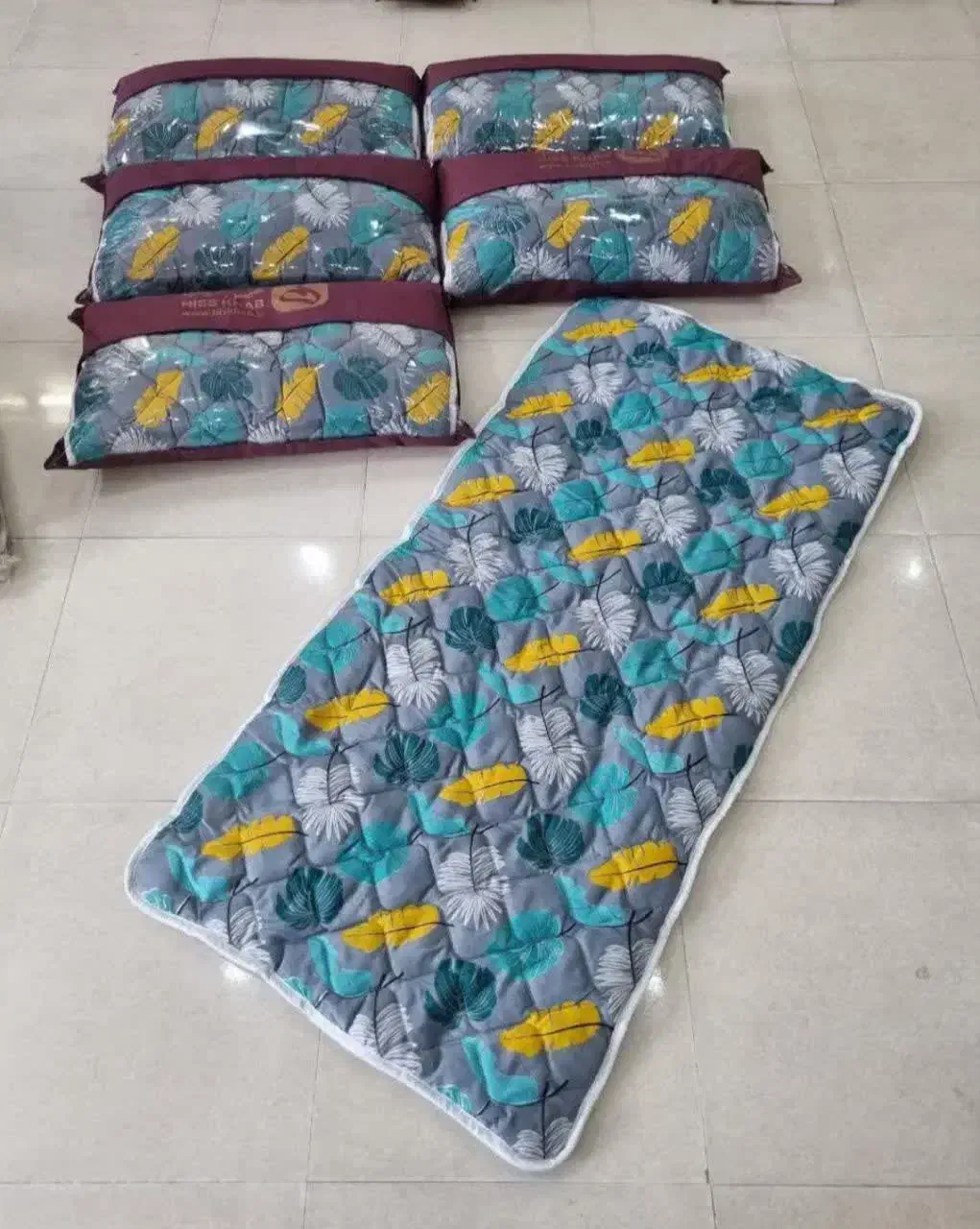 تشک مهمان|رختخواب، بالش، پتو|کبودرآهنگ, |دیوار