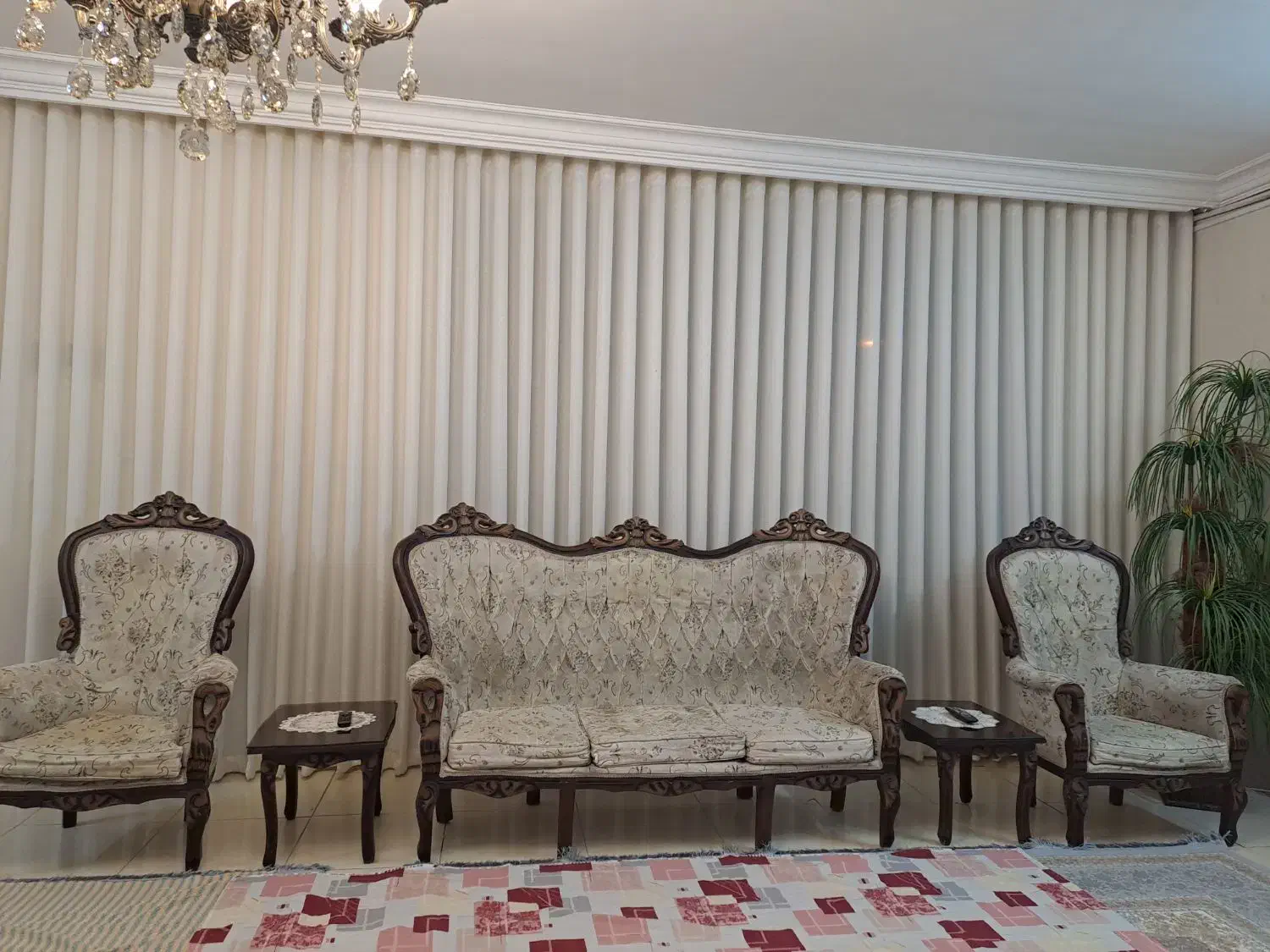 مبلمان سلطنتی|مبلمان خانگی و میز عسلی|زبرخان, |دیوار