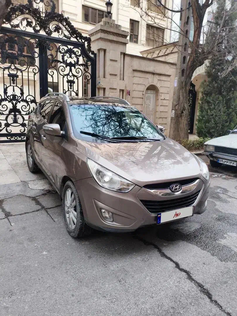 توسان ۲۰۱۳ بدون رنگ|خودرو سواری و وانت|تهران, جماران (نیاوران)|دیوار