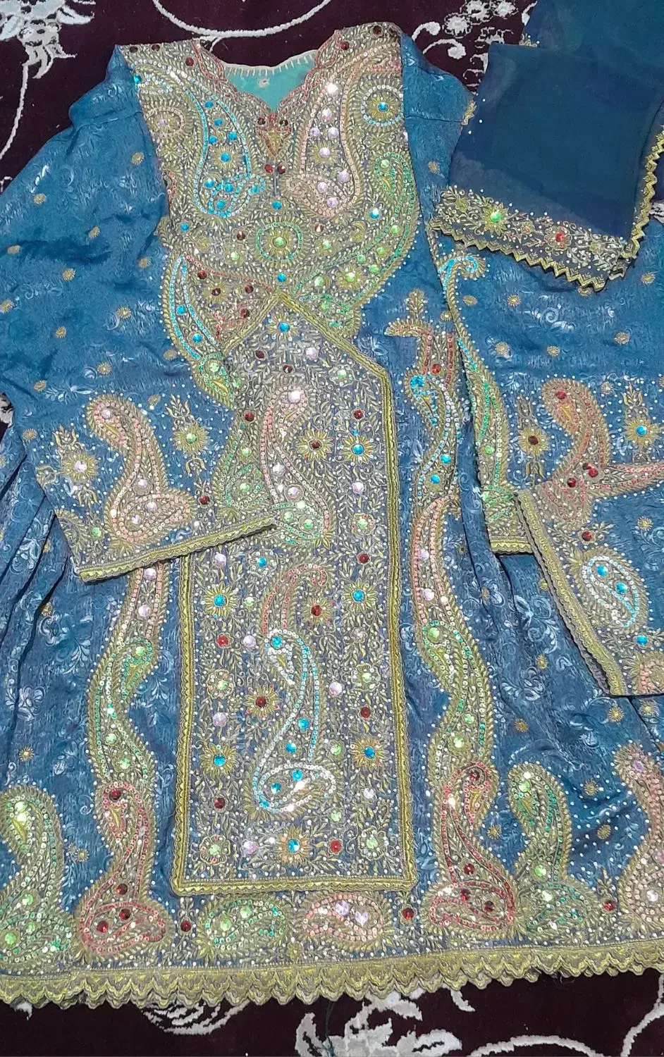 لباس نگینی زری دوچ|لباس|ایرانشهر, |دیوار