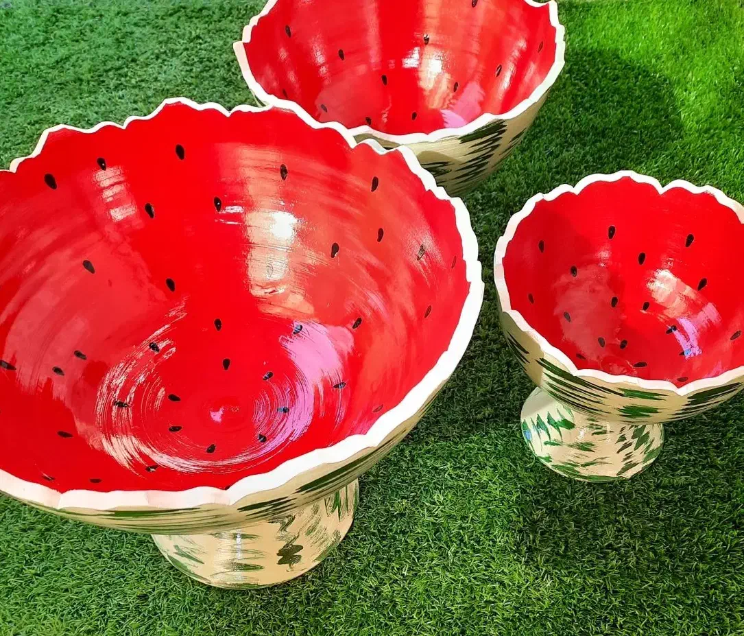 ظرف پایه دار سایز ۳ هندوانه|ظروف سرو و پذیرایی|رشت, هلال احمر|دیوار