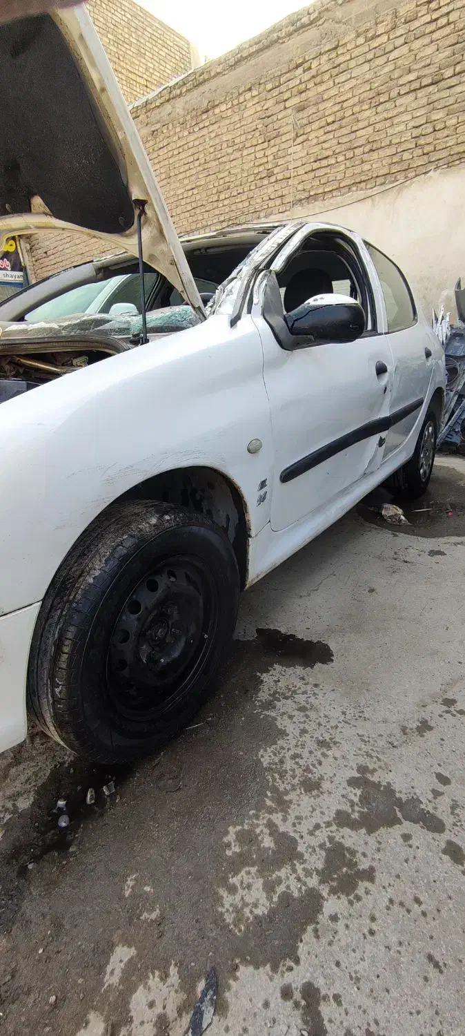 206 تصادفی|خودرو سواری و وانت|اصفهان, مارچین|دیوار