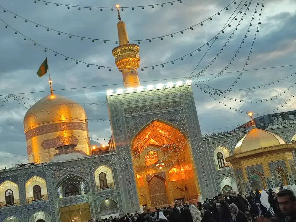 مشهد مقدس هرروز|تور و چارتر|زرند, |دیوار