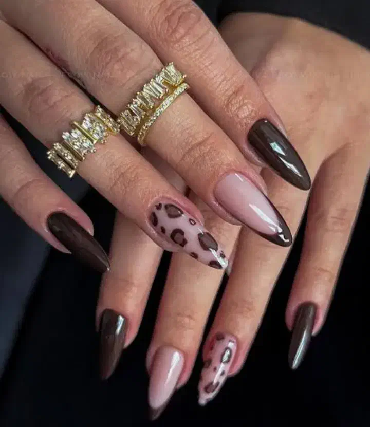 کاشت ناخن ، تمیز ، زیبا ، بی نقص|خدمات آرایشگری و زیبایی|خورموج, |دیوار