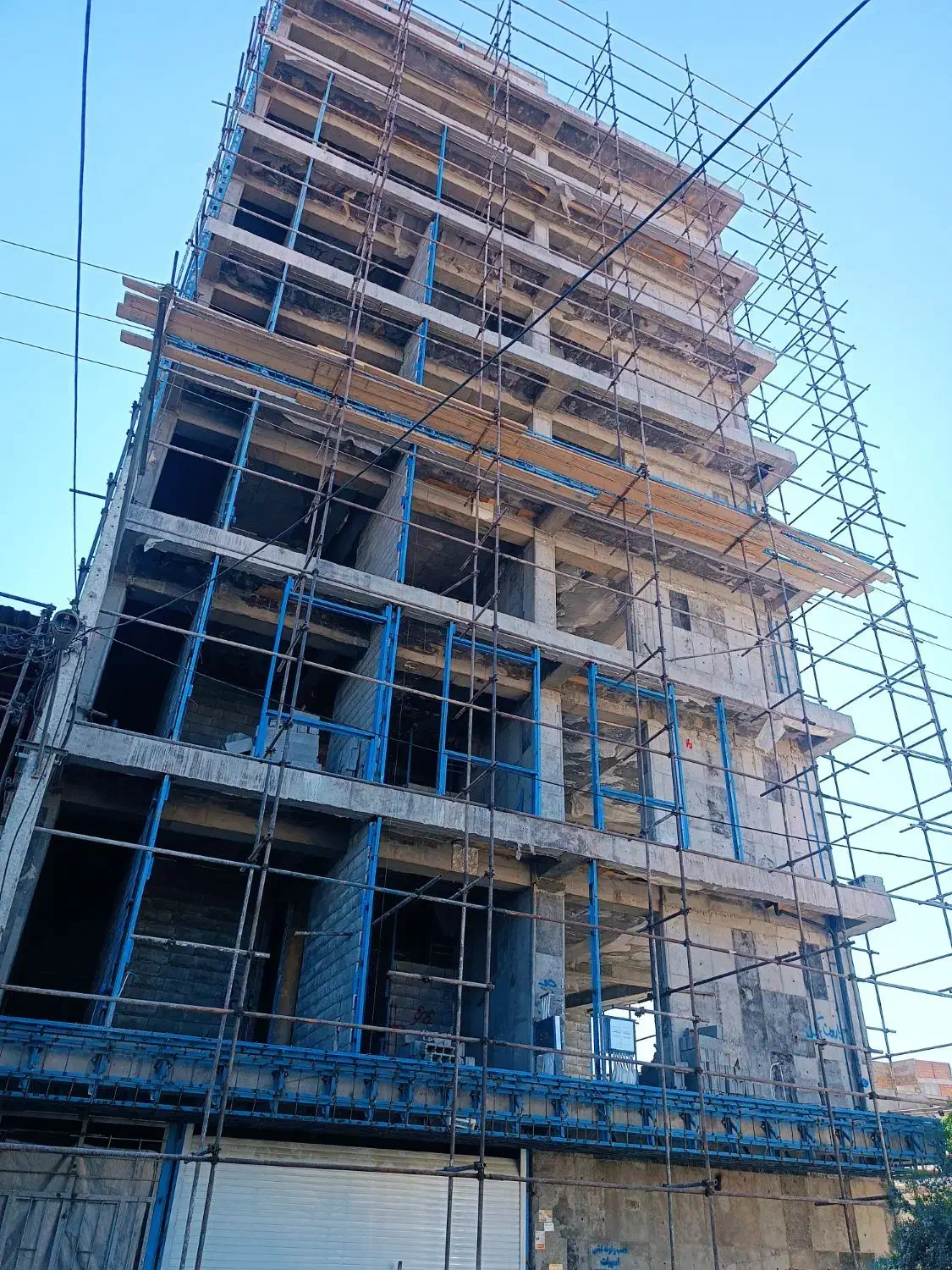 شاگرد جوشکار|استخدام معماری، عمران و ساختمانی|کرمان, |دیوار