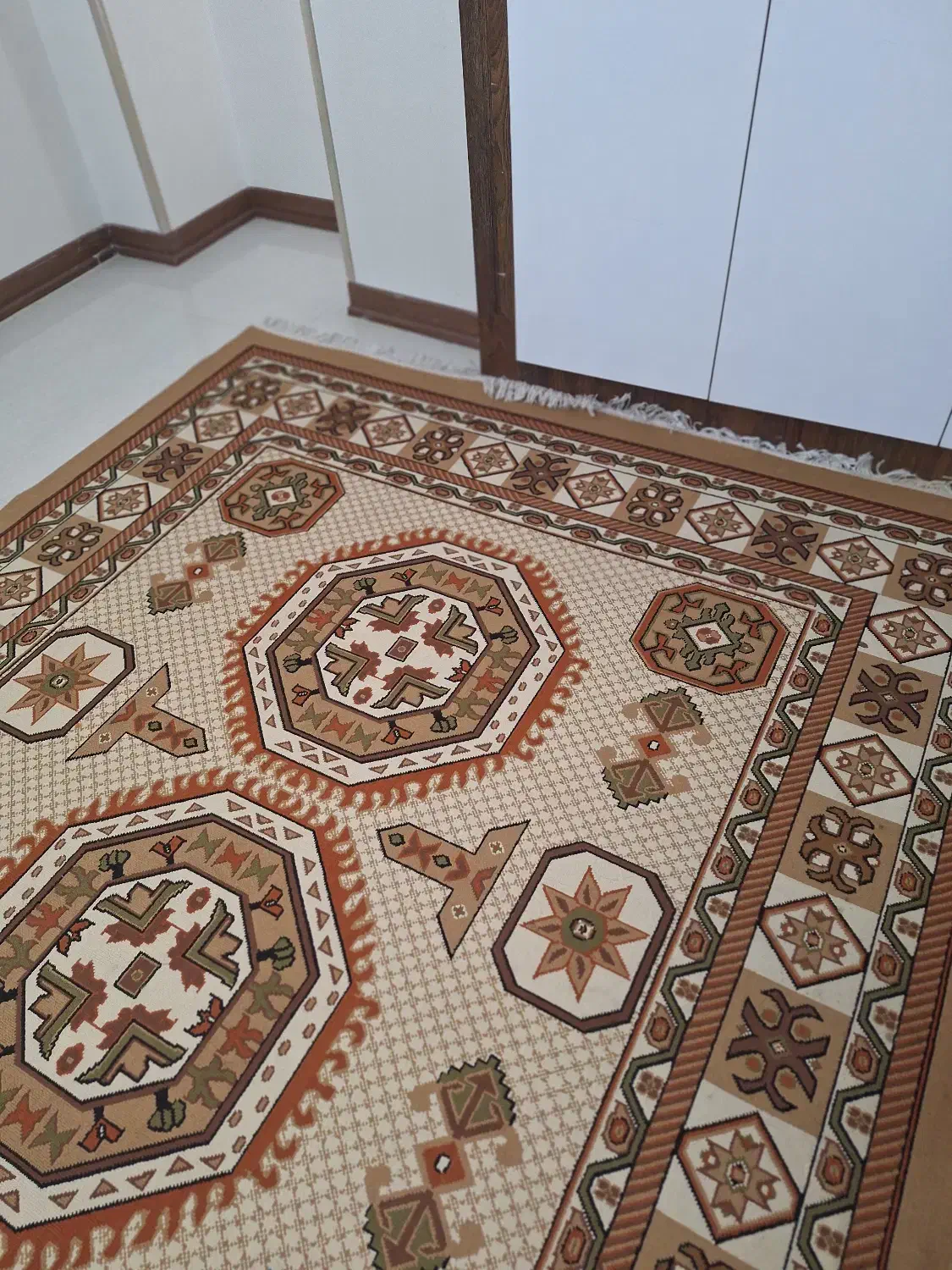 گلیم فرش ۶ متری|فرش|اصفهان, الهیه|دیوار