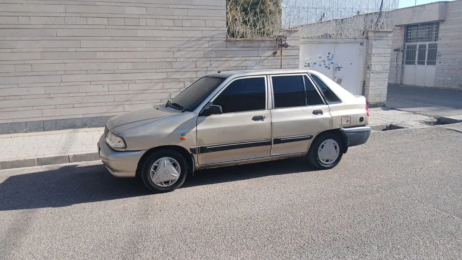 پراید ۱۴۱ مدل ۹۰ دوگانه|خودرو سواری و وانت|شیراز, عادل آباد|دیوار