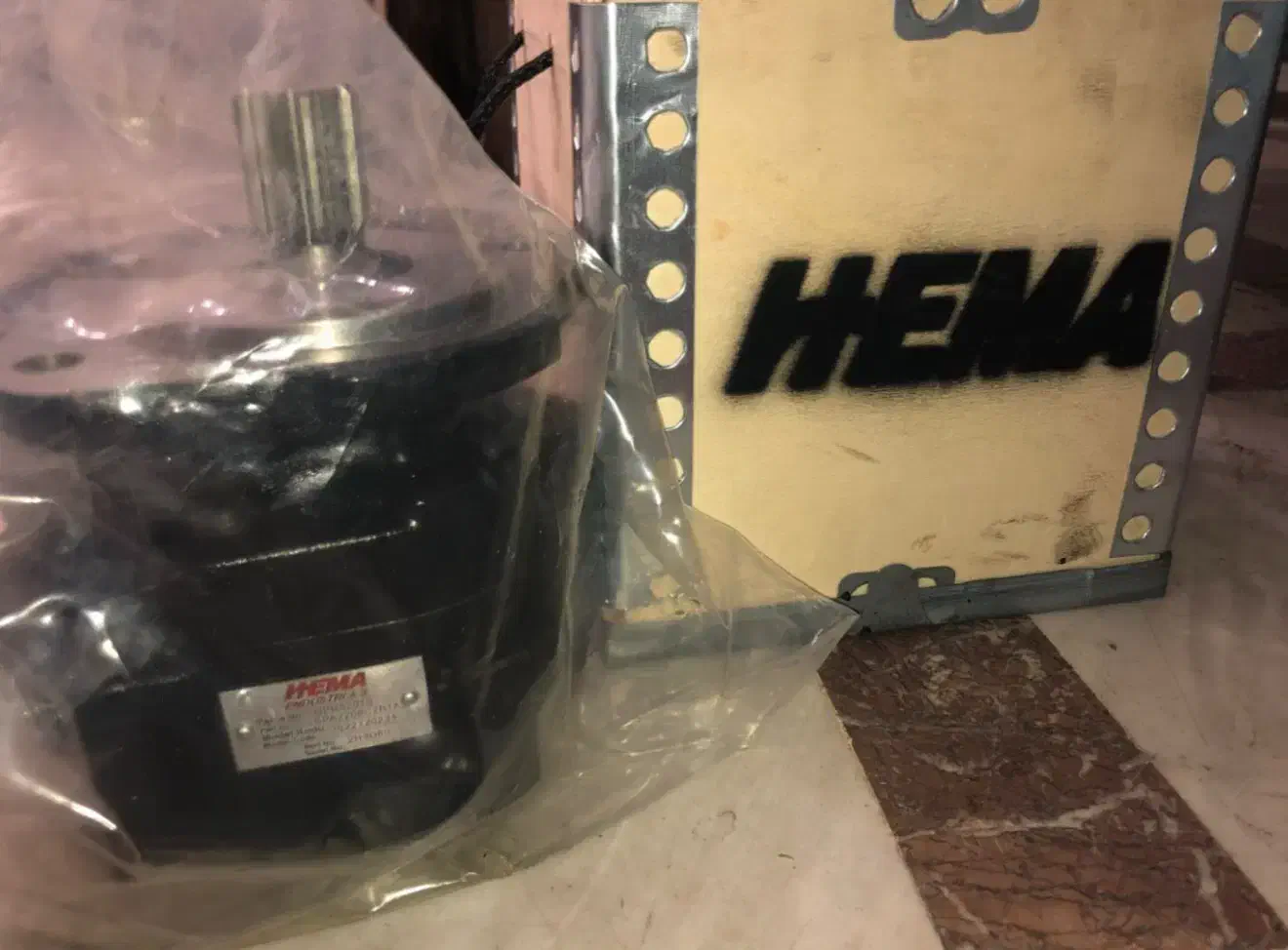 فروش کلیه قطعات بیل بکهو لودر گریدرکوماتسو هیوندای|ماشین‌آلات صنعتی|ابریشم, |دیوار