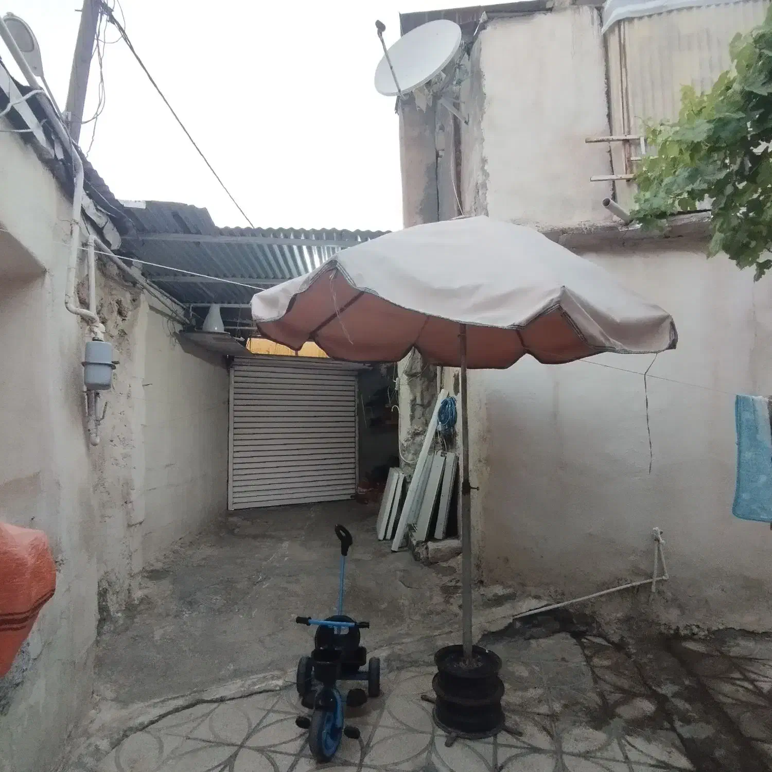 سایبان چتری|کوهنوردی و کمپینگ|کرمانشاه, |دیوار