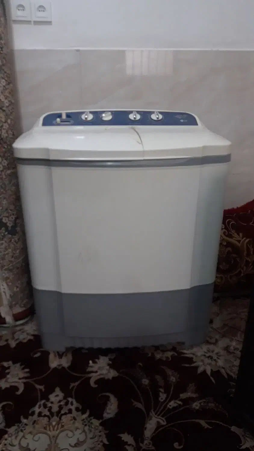 تعدادی لوازم منزل|ماشین لباسشویی و خشککن لباس|بندرعباس, |دیوار